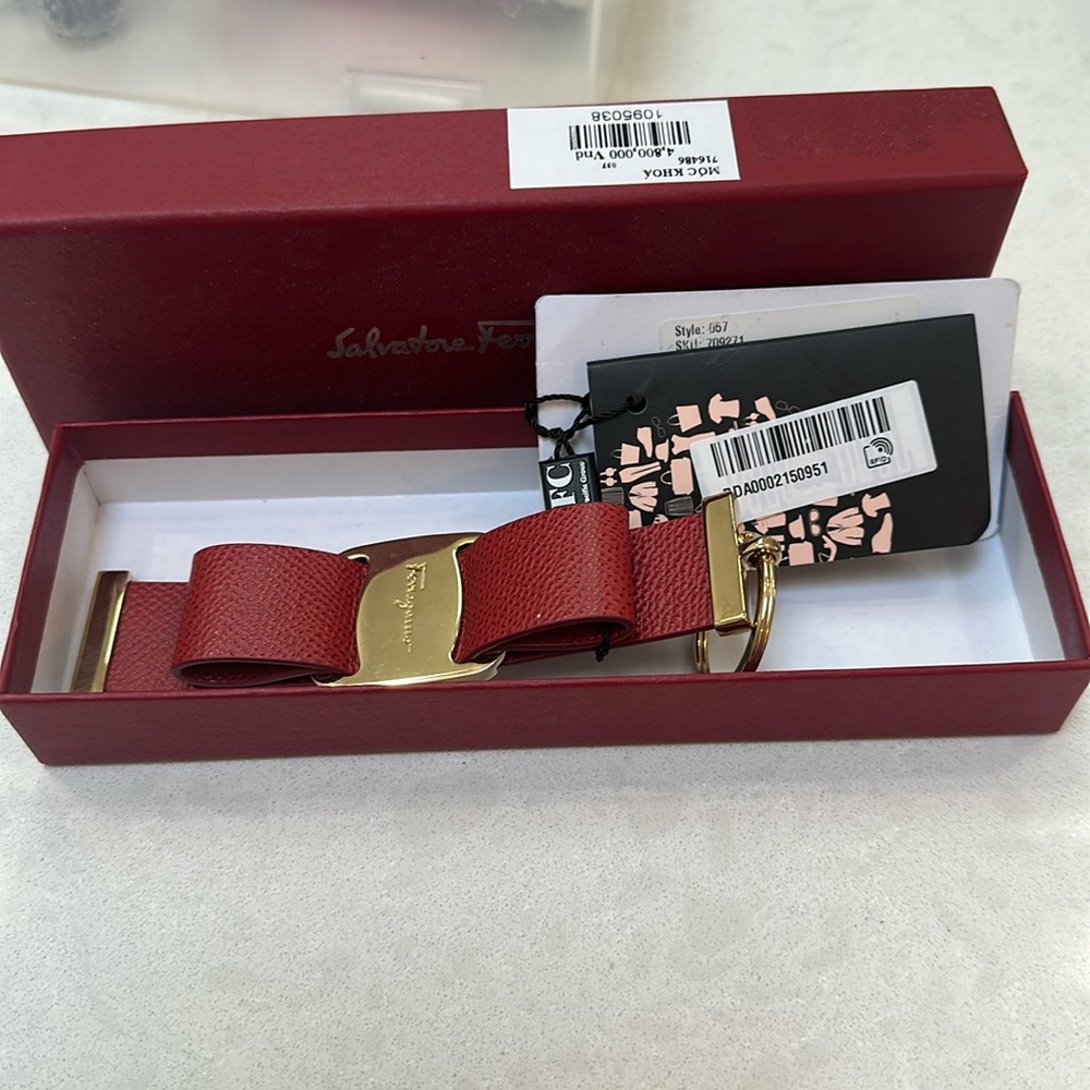 N E W Ferragamo Leather Key Chain